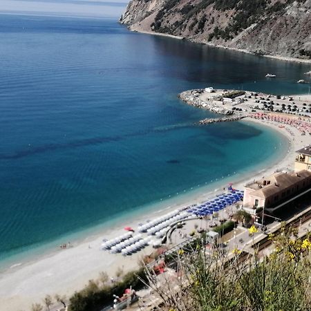 Da Stefania Hotell Monterosso al Mare Exteriör bild